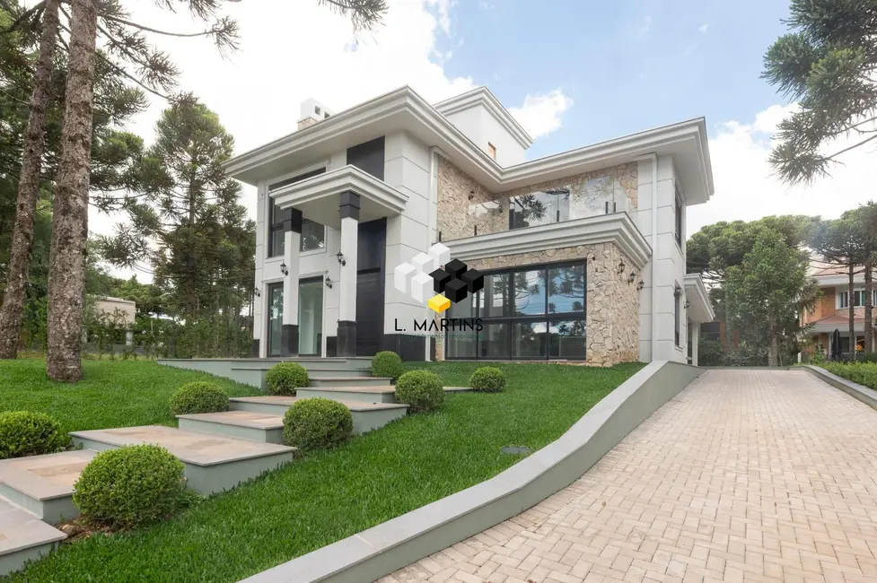 Casa de Condomínio com 5 quartos à venda, 371m2 em Gramado - RS - imagem 2 Foto 2 de Casa de Condomínio com 5 quartos à venda, 371m2 em Gramado - RS