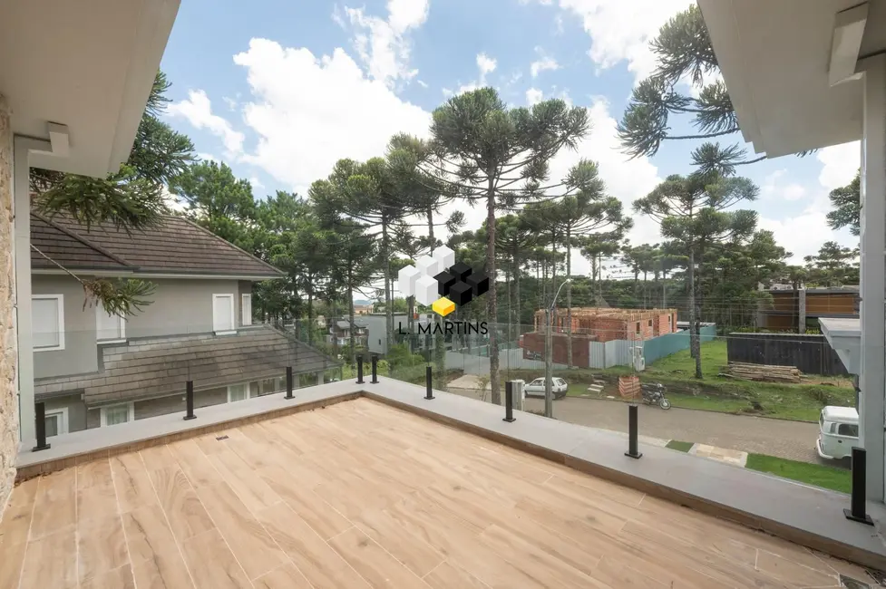 Casa de Condomínio com 5 quartos à venda, 371m2 em Gramado - RS - imagem 3 Foto 3 de Casa de Condomínio com 5 quartos à venda, 371m2 em Gramado - RS