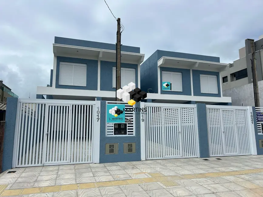 Casa com 3 quartos à venda, 152m2 em Tramandai - RS - imagem 1 Foto 1 de Casa com 3 quartos à venda, 152m2 em Tramandai - RS