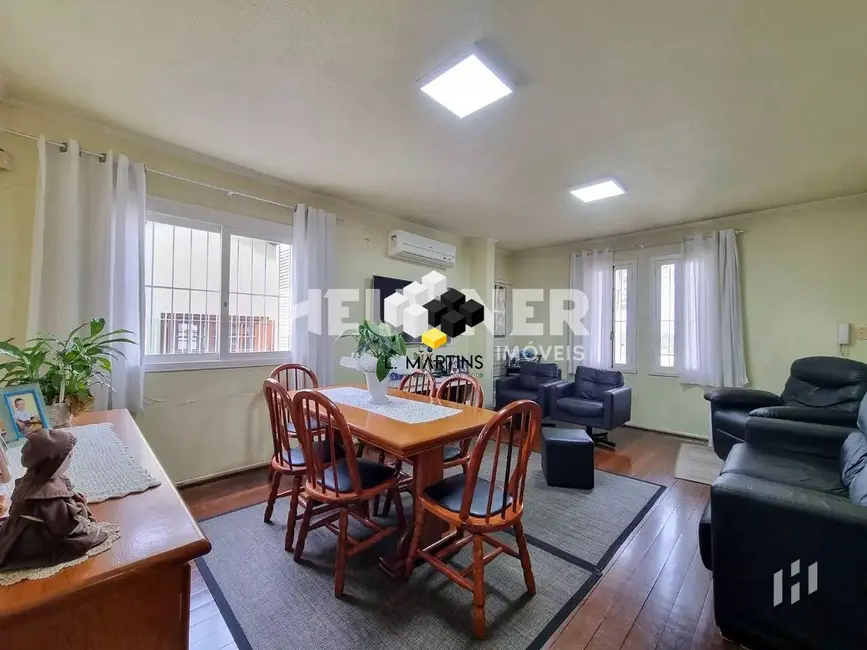 Casa com 3 quartos à venda, 293m2 em Ideal, Novo Hamburgo - RS - imagem 8 Foto 8 de Casa com 3 quartos à venda, 293m2 em Ideal, Novo Hamburgo - RS