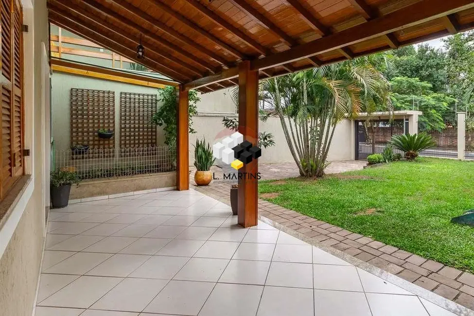 Casa com 3 quartos à venda, 238m2 em Rincão, Novo Hamburgo - RS - imagem 6 Foto 6 de Casa com 3 quartos à venda, 238m2 em Rincão, Novo Hamburgo - RS