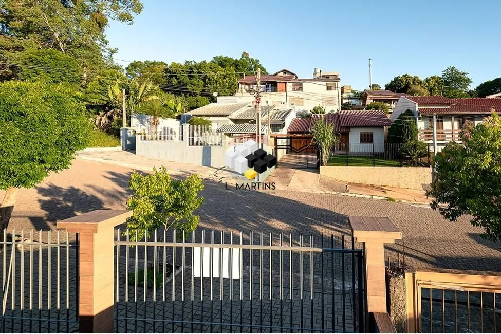 Casa com 3 quartos à venda, 229m2 em Petrópolis, Novo Hamburgo - RS - imagem 5 Foto 5 de Casa com 3 quartos à venda, 229m2 em Petrópolis, Novo Hamburgo - RS