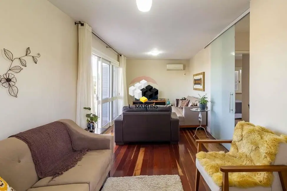 Casa com 4 quartos à venda, 203m2 em Ideal, Novo Hamburgo - RS - imagem 8 Foto 8 de Casa com 4 quartos à venda, 203m2 em Ideal, Novo Hamburgo - RS