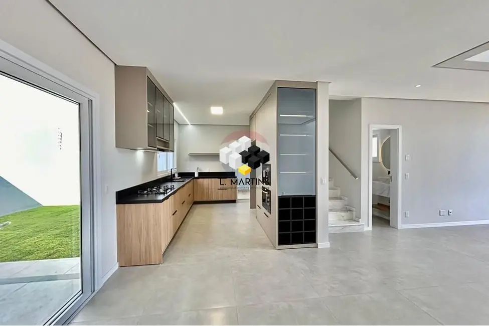 Foto 9 de Casa com 3 quartos à venda, 234m2 em Estância Velha, Canoas - RS