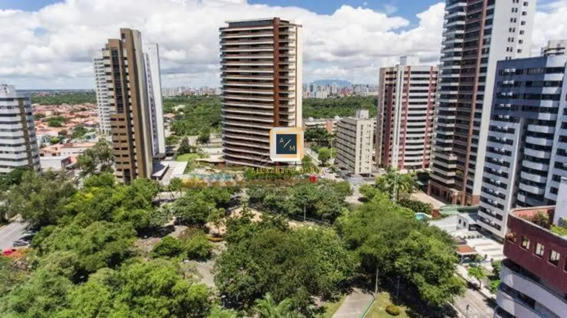 Apartamento com 5 quartos à venda, 220m2 em Cocó, Fortaleza - CE - imagem 4 Foto 4 de Apartamento com 5 quartos à venda, 220m2 em Cocó, Fortaleza - CE