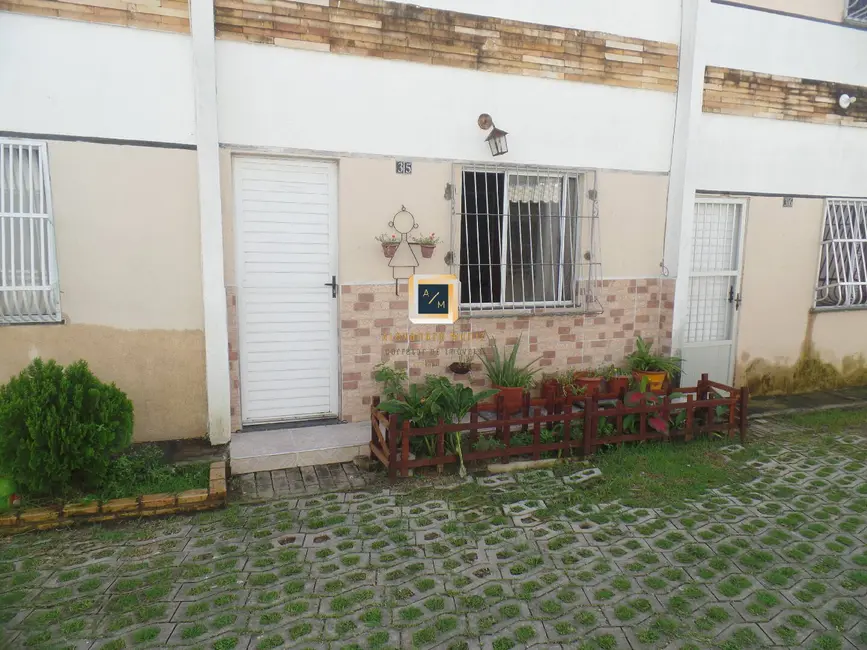 Foto 2 de Casa com 2 quartos à venda, 57m2 em Maracanau - CE