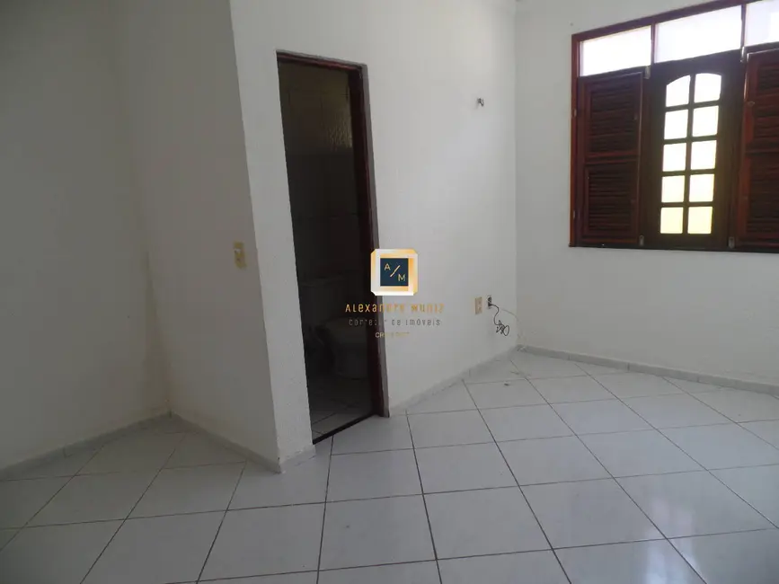 Casa com 3 quartos à venda em Lagoa Redonda, Fortaleza - CE - imagem 8 Foto 8 de Casa com 3 quartos à venda em Lagoa Redonda, Fortaleza - CE