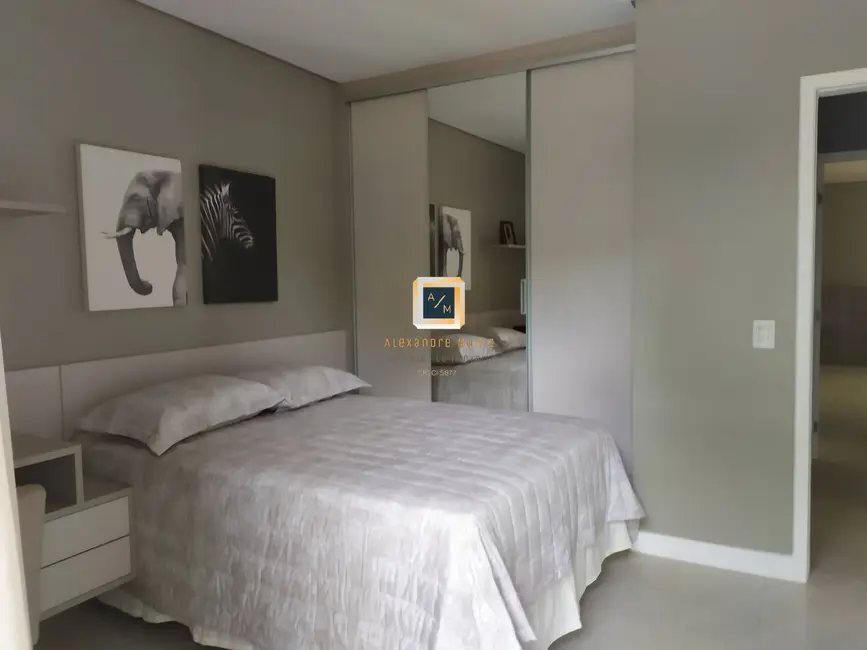 Casa com 3 quartos à venda, 229m2 em Sabiaguaba, Fortaleza - CE - imagem 3 Foto 3 de Casa com 3 quartos à venda, 229m2 em Sabiaguaba, Fortaleza - CE