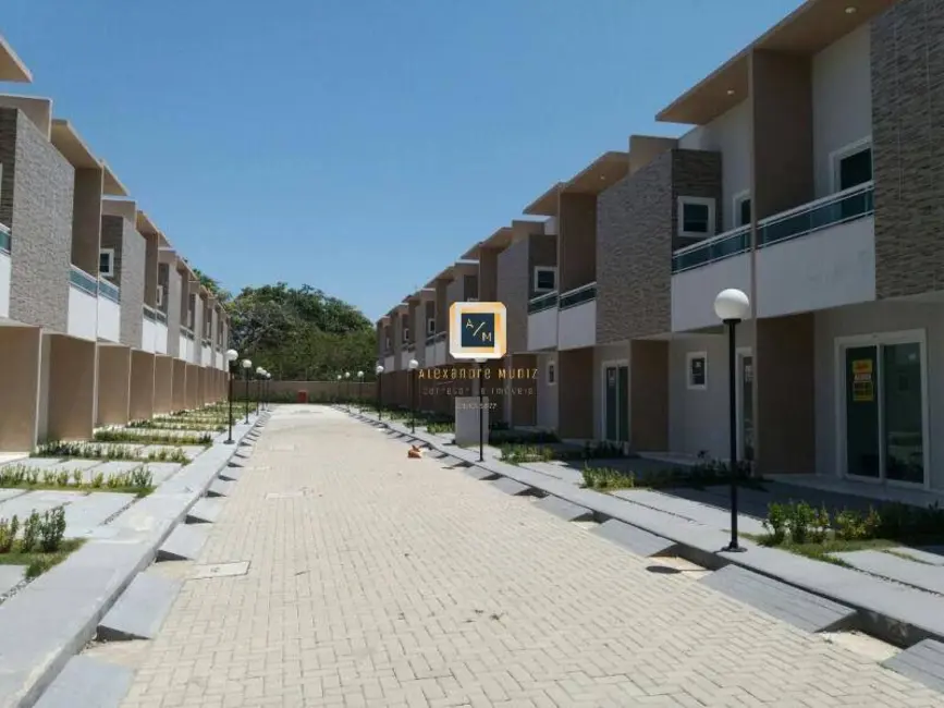 Foto 2 de Casa com 3 quartos à venda em Centro, Eusebio - CE