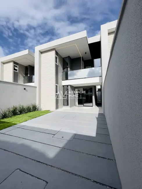 Foto 1 de Casa com 4 quartos à venda, 149m2 em Eusebio - CE