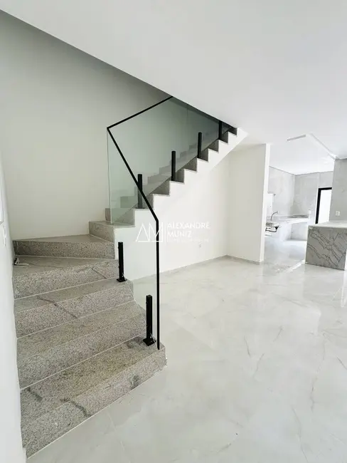 Foto 6 de Casa com 4 quartos à venda, 149m2 em Eusebio - CE