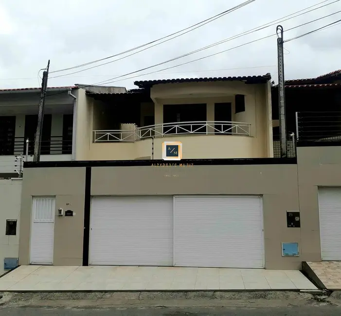 Foto 1 de Casa com 3 quartos à venda, 185m2 em Presidente Kennedy, Fortaleza - CE