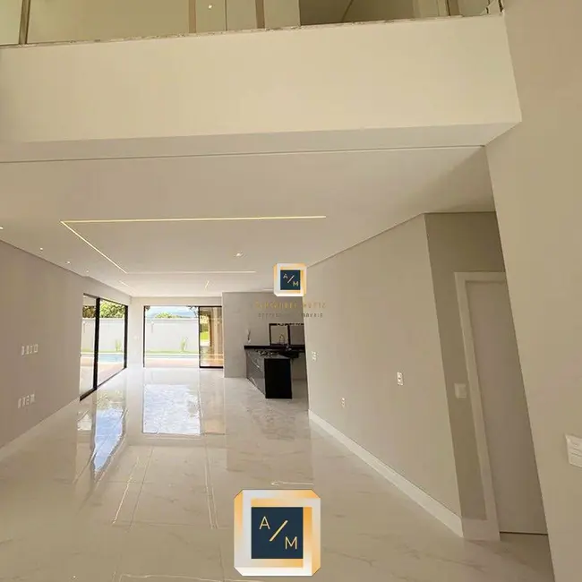 Foto 3 de Casa com 5 quartos à venda, 396m2 em Eusebio - CE