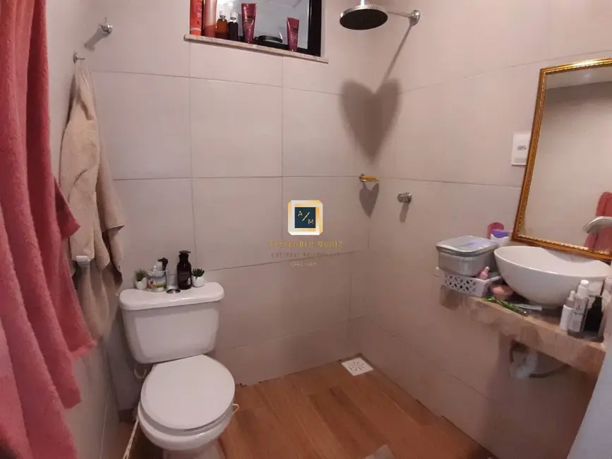 Casa com 2 quartos à venda, 115m2 em Parquelândia, Fortaleza - CE - imagem 7 Foto 7 de Casa com 2 quartos à venda, 115m2 em Parquelândia, Fortaleza - CE