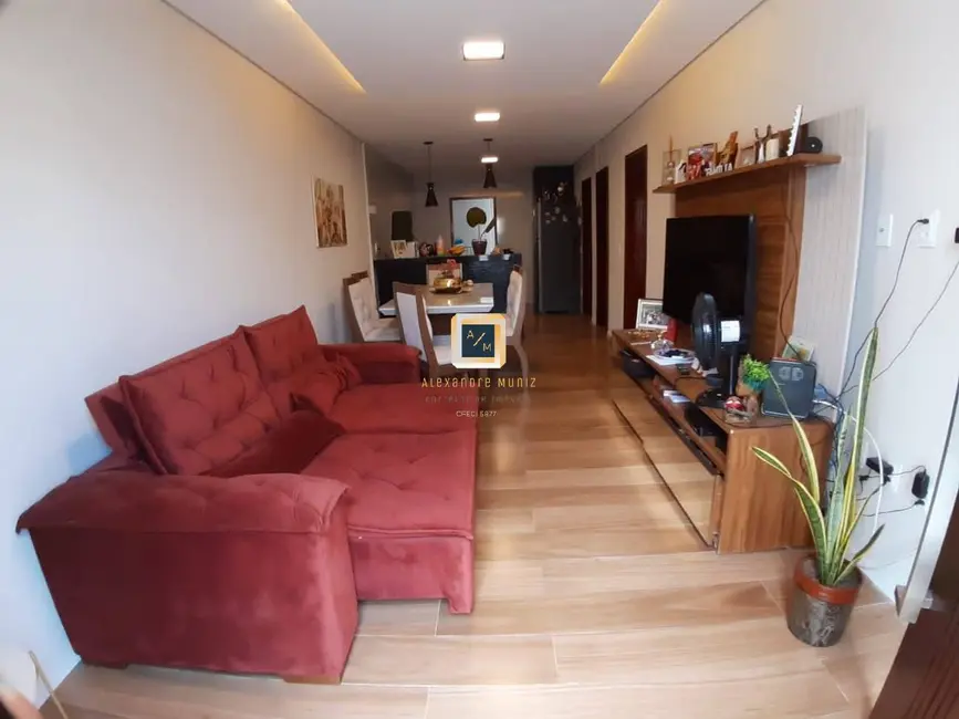 Casa com 2 quartos à venda, 115m2 em Parquelândia, Fortaleza - CE - imagem 3 Foto 3 de Casa com 2 quartos à venda, 115m2 em Parquelândia, Fortaleza - CE