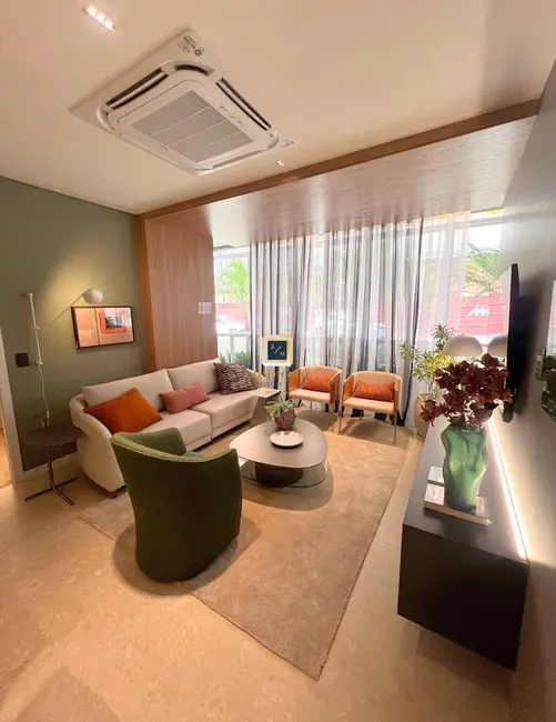 Foto 2 de Apartamento com 2 quartos à venda, 70m2 em Meireles, Fortaleza - CE