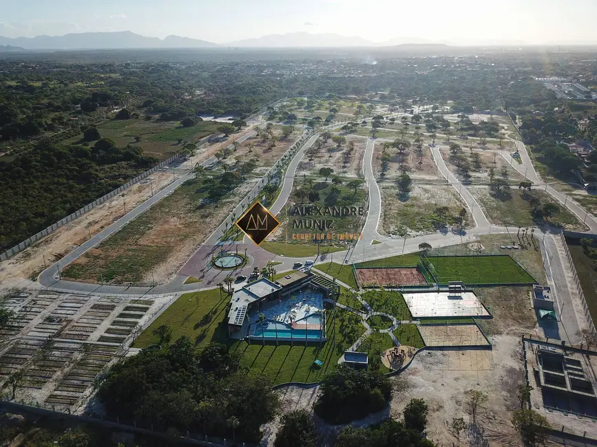 Foto 1 de Terreno / Lote à venda, 239m2 em Aquiraz - CE
