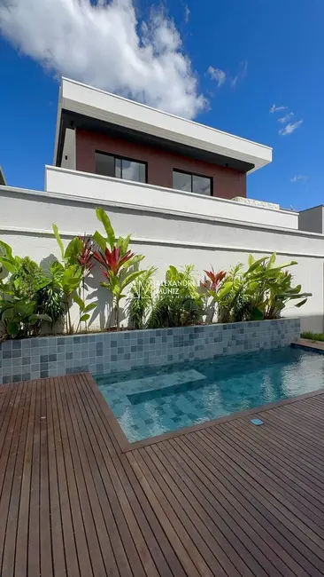 Foto 3 de Casa de Condomínio com 4 quartos à venda, 275m2 em Eusebio - CE