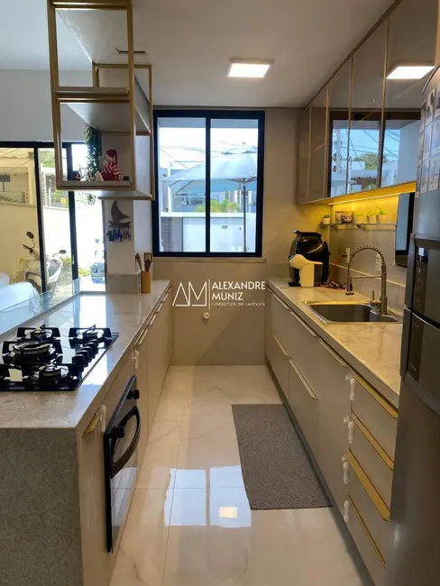 Foto 6 de Casa com 3 quartos à venda, 232m2 em Eusebio - CE