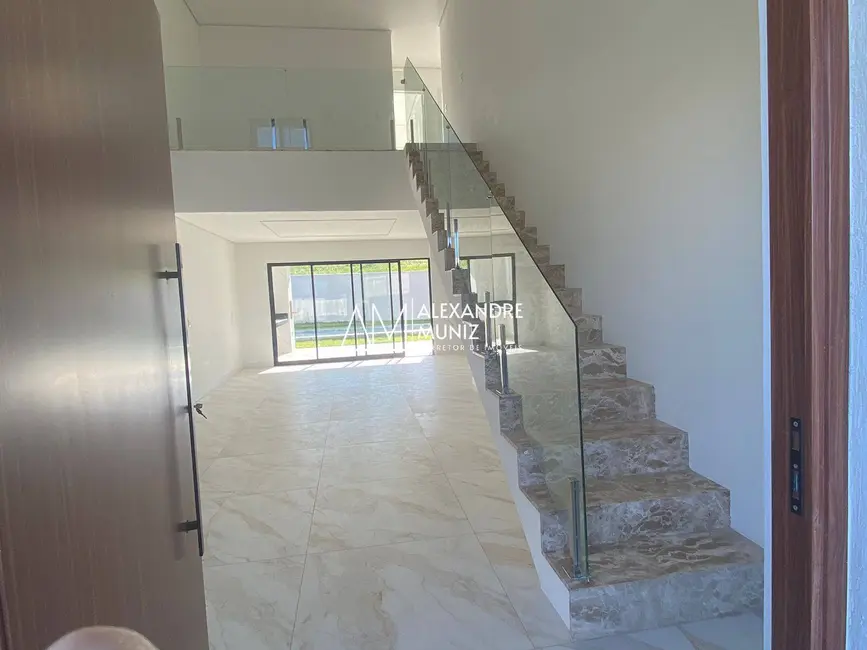 Foto 3 de Casa de Condomínio com 4 quartos à venda, 354m2 em Eusebio - CE