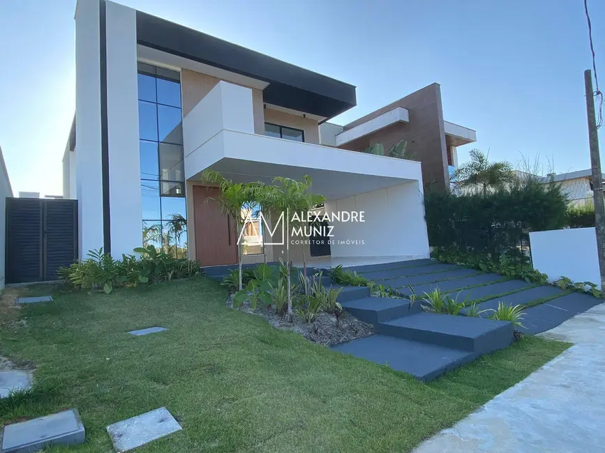 Foto 1 de Casa de Condomínio com 4 quartos à venda, 354m2 em Eusebio - CE