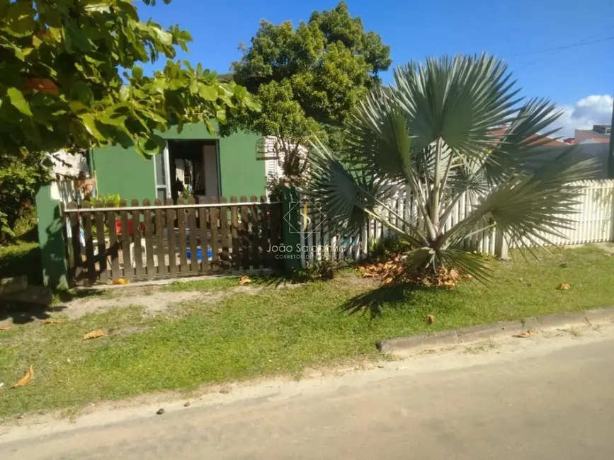 Foto 9 de Casa com 3 quartos à venda, 90m2 em Guaratuba - PR