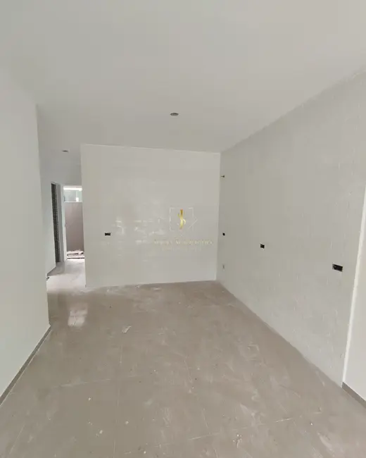 Foto 3 de Casa com 3 quartos à venda, 71m2 em Guaratuba - PR