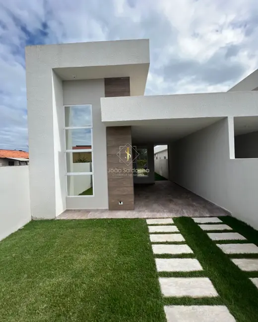 Foto 1 de Casa com 3 quartos à venda, 104m2 em Guaratuba - PR