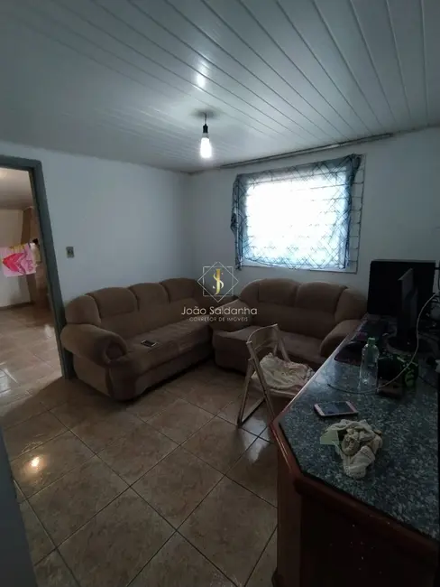 Foto 3 de Casa com 3 quartos à venda, 72m2 em Guaratuba - PR