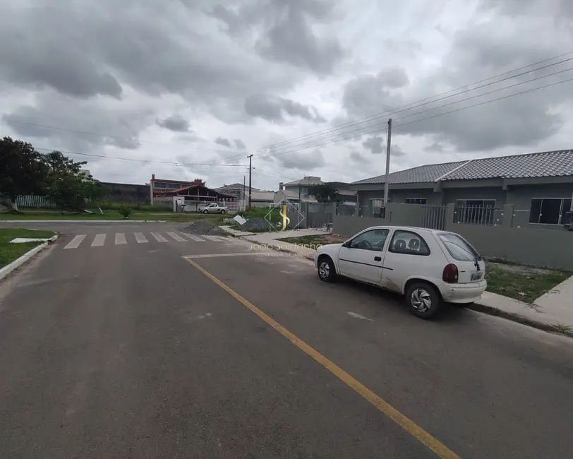 Foto 3 de Casa com 2 quartos à venda, 52m2 em Guaratuba - PR