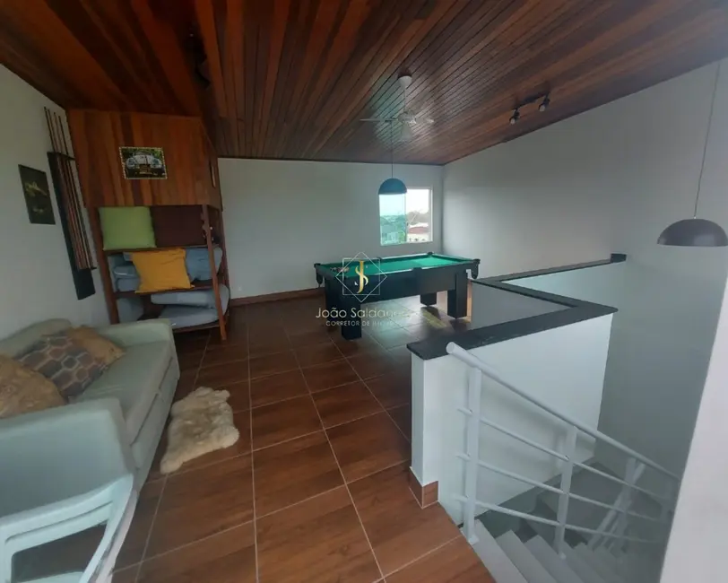 Foto 6 de Casa com 3 quartos à venda, 250m2 em Guaratuba - PR