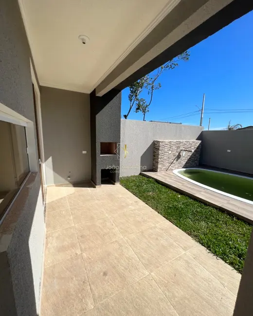 Foto 4 de Casa com 3 quartos à venda, 118m2 em Guaratuba - PR