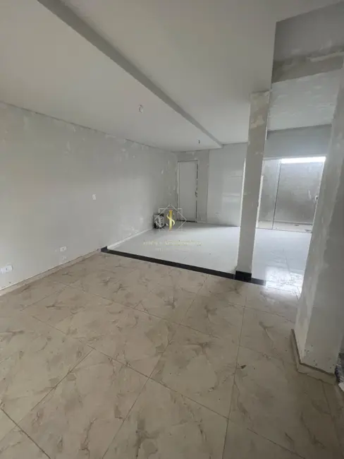 Sobrado com 3 quartos à venda, 119m2 em Guaratuba - PR - imagem 4 Foto 4 de Sobrado com 3 quartos à venda, 119m2 em Guaratuba - PR