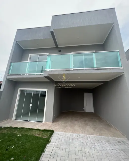 Foto 2 de Casa com 3 quartos à venda, 120m2 em Guaratuba - PR