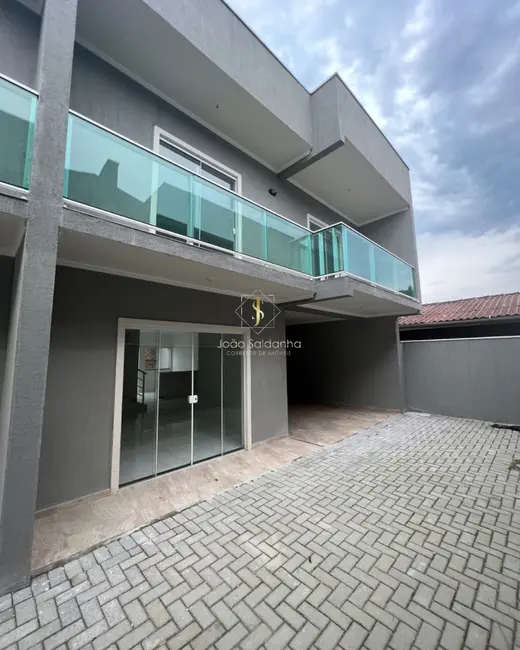 Foto 1 de Casa com 3 quartos à venda, 138m2 em Guaratuba - PR