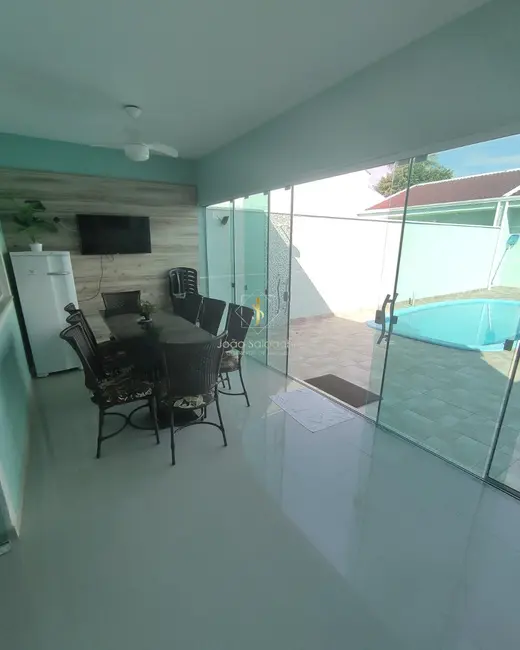 Foto 9 de Casa com 3 quartos à venda, 102m2 em Guaratuba - PR