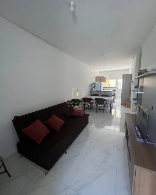 Foto 3 de Casa com 3 quartos à venda, 94m2 em Guaratuba - PR