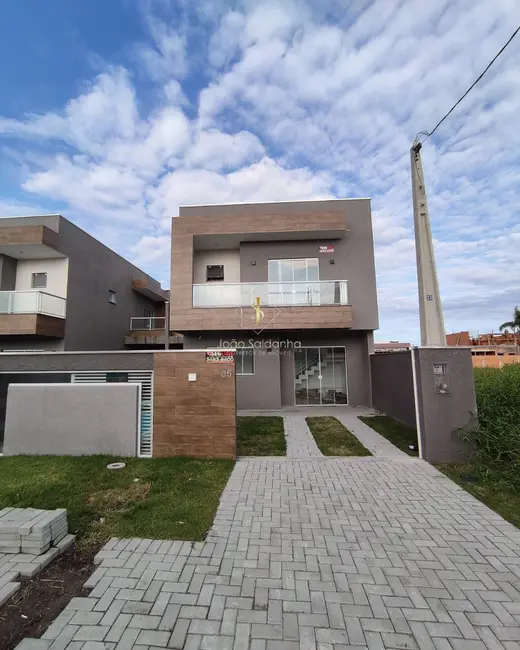 Sobrado com 3 quartos à venda, 132m2 em Guaratuba - PR - imagem 6 Foto 6 de Sobrado com 3 quartos à venda, 132m2 em Guaratuba - PR
