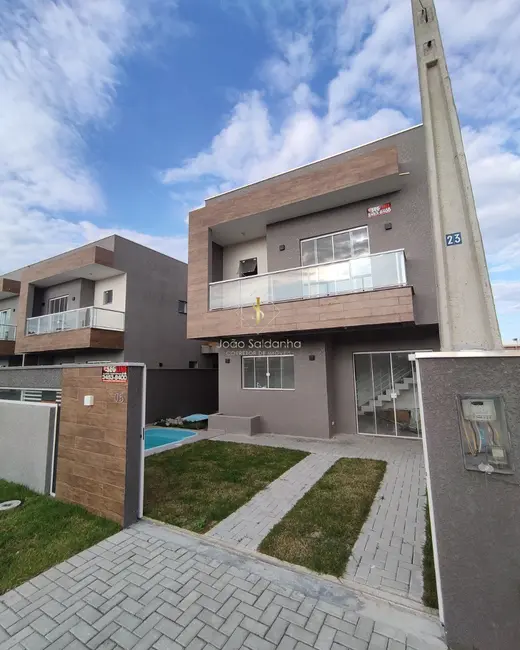 Foto 2 de Sobrado com 3 quartos à venda, 132m2 em Guaratuba - PR