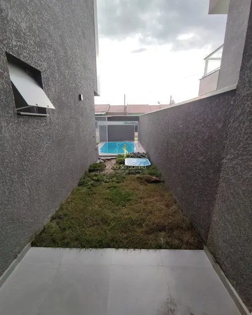 Sobrado com 3 quartos à venda, 132m2 em Guaratuba - PR - imagem 4 Foto 4 de Sobrado com 3 quartos à venda, 132m2 em Guaratuba - PR