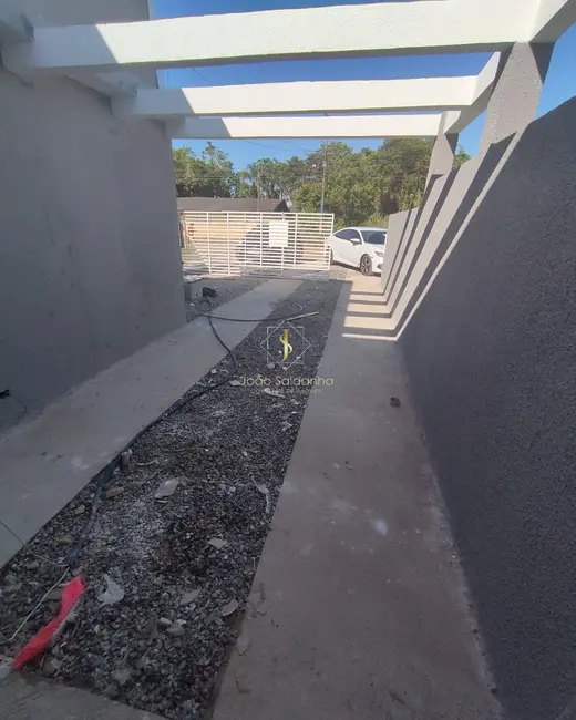 Foto 4 de Casa com 3 quartos à venda, 66m2 em Guaratuba - PR