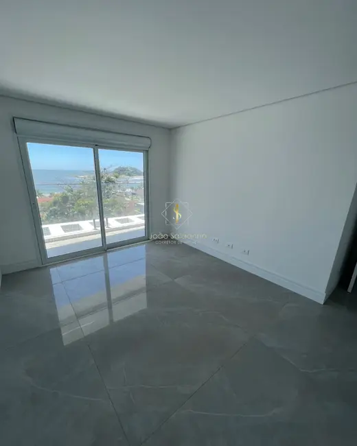 Foto 9 de Apartamento com 3 quartos à venda, 199m2 em Centro, Guaratuba - PR