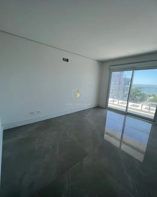 Foto 4 de Apartamento com 3 quartos à venda, 199m2 em Centro, Guaratuba - PR