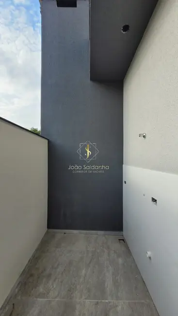 Foto 5 de Casa com 3 quartos à venda, 80m2 em Guaratuba - PR