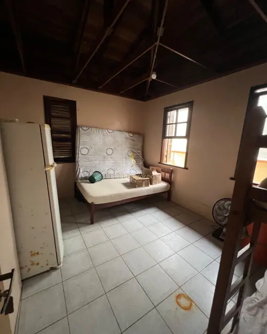 Foto 7 de Casa com 4 quartos à venda, 250m2 em Guaratuba - PR