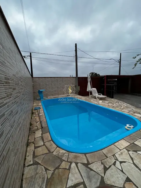 Sobrado com 10 quartos à venda, 350m2 em Guaratuba - PR - imagem 3 Foto 3 de Sobrado com 10 quartos à venda, 350m2 em Guaratuba - PR