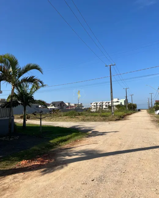 Sobrado com 6 quartos à venda, 300m2 em Guaratuba - PR - imagem 7 Foto 7 de Sobrado com 6 quartos à venda, 300m2 em Guaratuba - PR