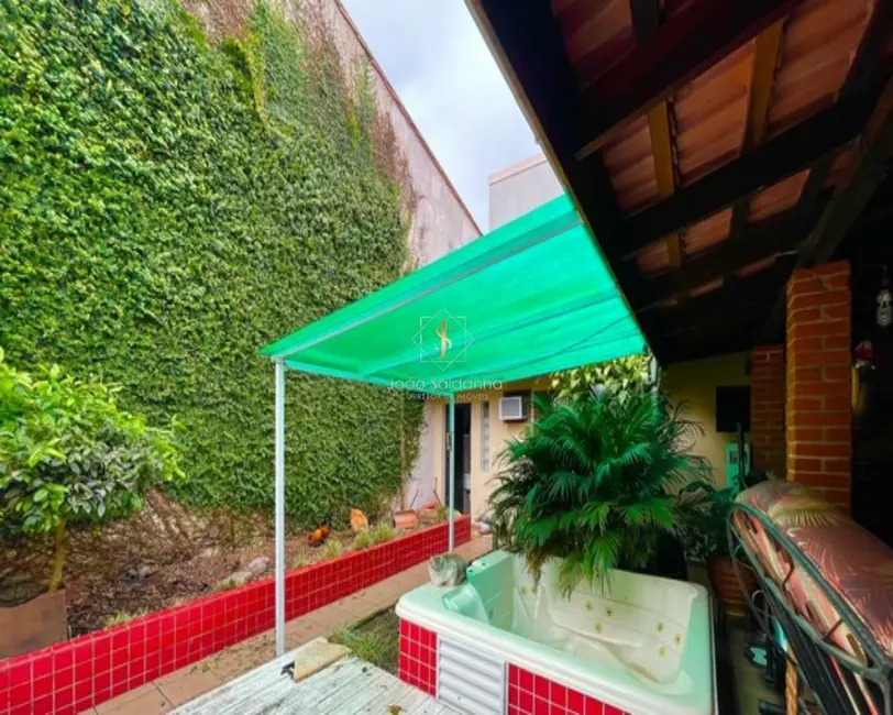 Foto 4 de Casa com 4 quartos à venda, 280m2 em Centro, Guaratuba - PR