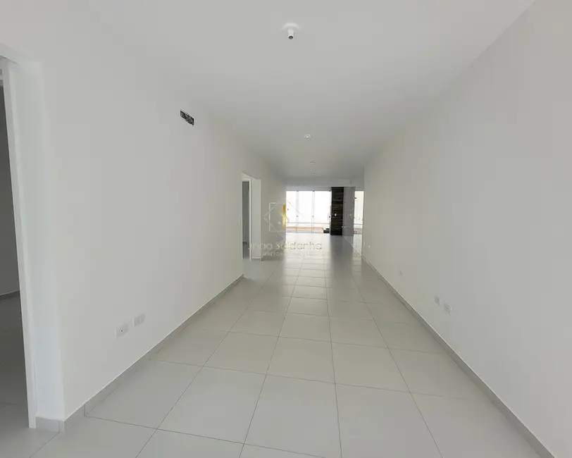 Foto 3 de Casa com 3 quartos à venda, 103m2 em Guaratuba - PR