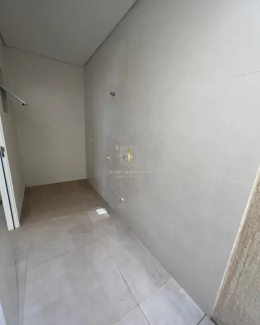 Sobrado com 3 quartos à venda, 94m2 em Guaratuba - PR - imagem 8 Foto 8 de Sobrado com 3 quartos à venda, 94m2 em Guaratuba - PR